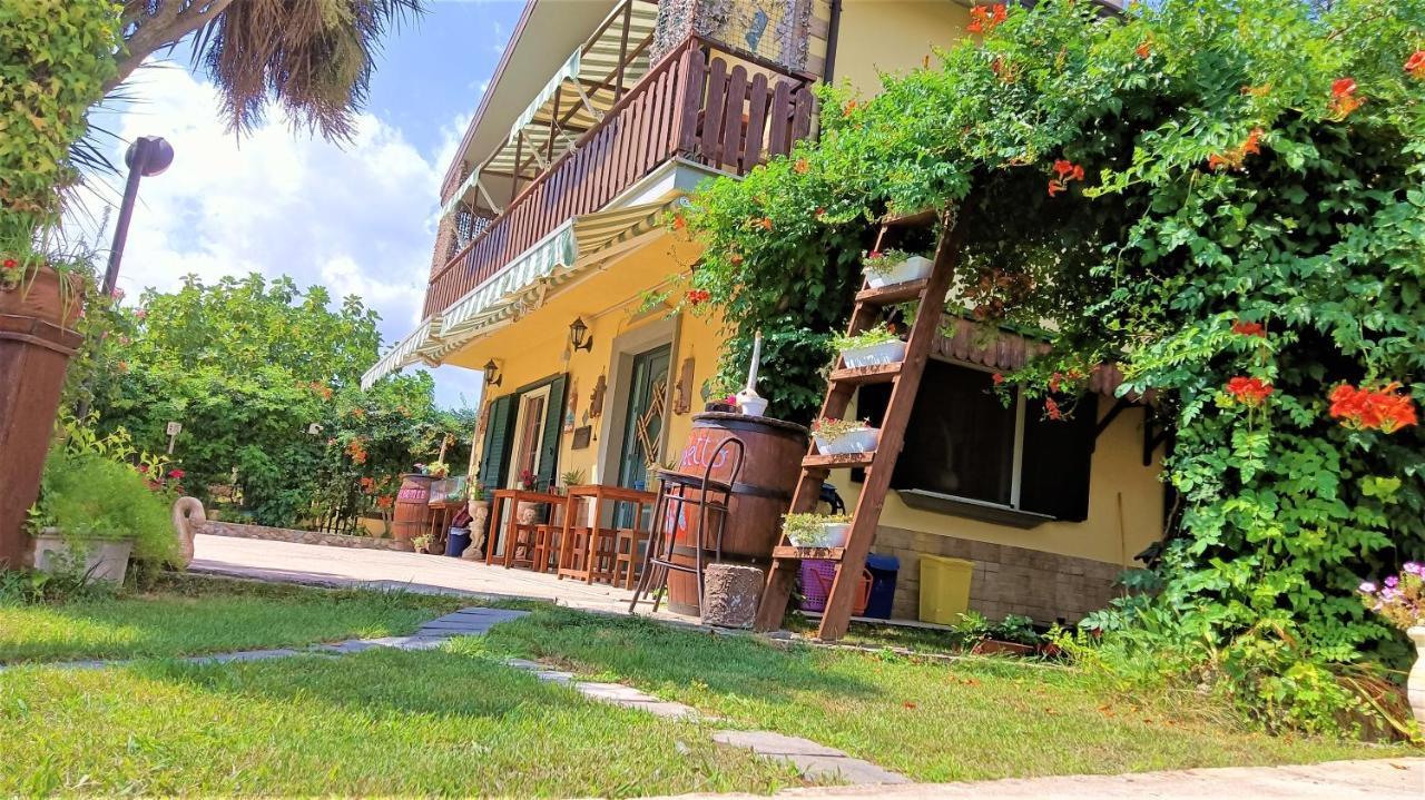 Il Laghetto Bed & Breakfast Castrovillari Eksteriør bilde